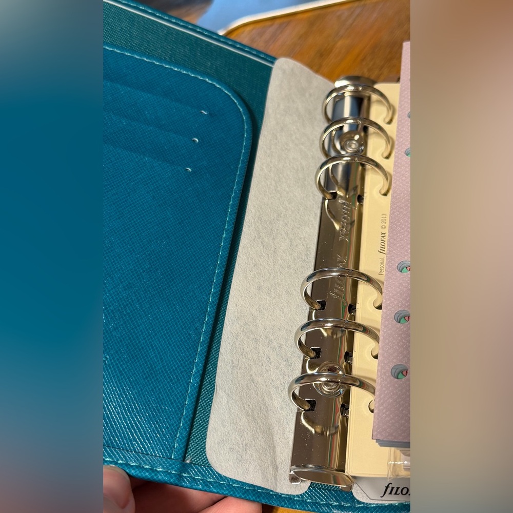 filoFAX Saffiano Personal Organizer Teal - Picture 4 of 10